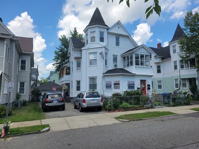 68 Waverly St, Springfield, MA, 01107