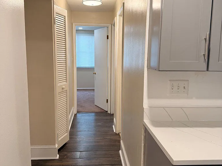 3330 Huntley Square Dr #T1 — Photo 9