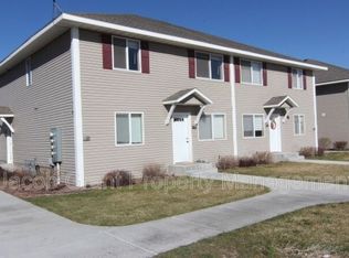 454 E Center St #B12, Shelley, ID 83274