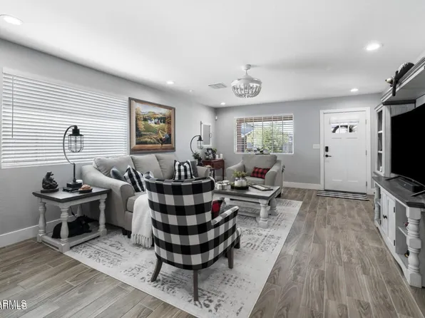 2330 W ROMLEY Road, Phoenix, AZ 85041