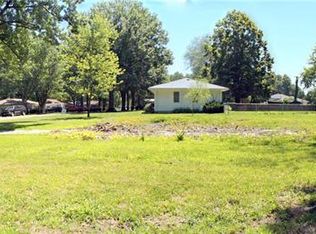 505 E Pin Oak Dr, Adrian, MO 64720