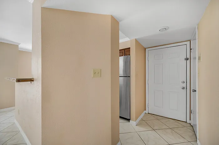 8630 Mallard Reserve Dr #101 — Photo 5