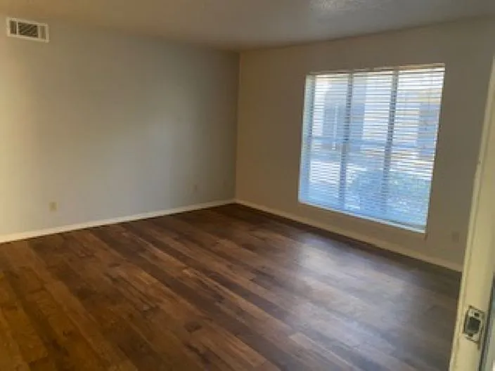 Madeira Apartments — Photo 15