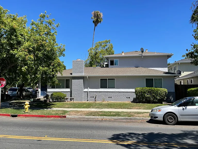 2220 Curtner Ave — Photo 1