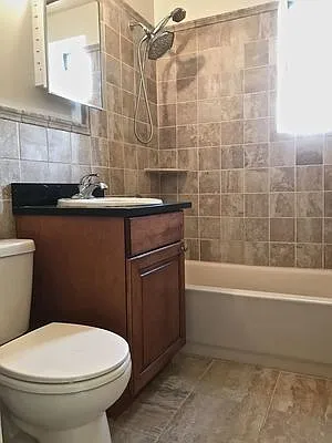 Rented by Sibling Management | media 21