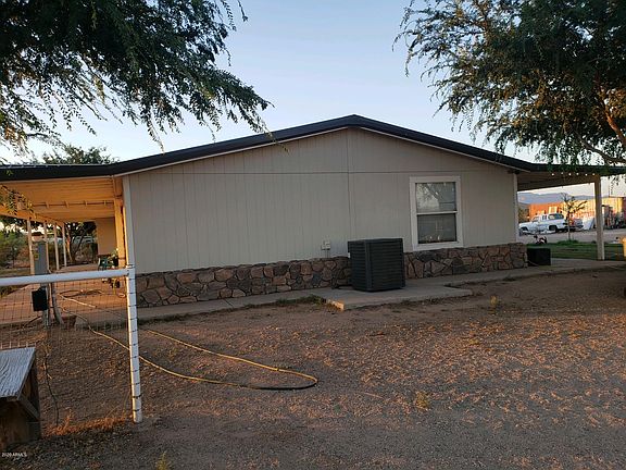 3rd image of 43721 N Suburban Ave