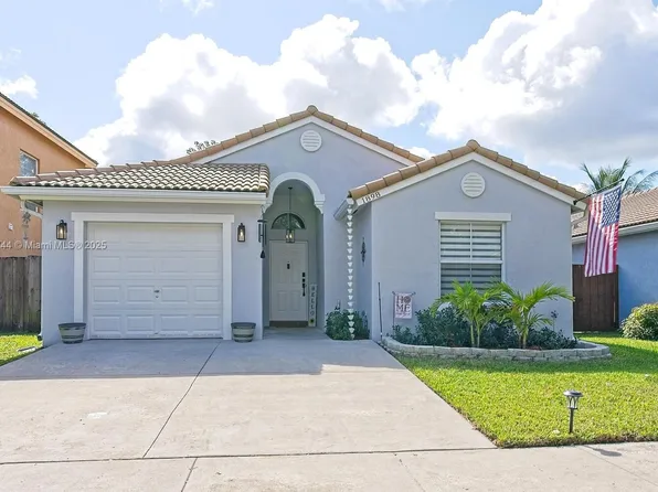 1898 SE 13th St, Homestead, FL 33035