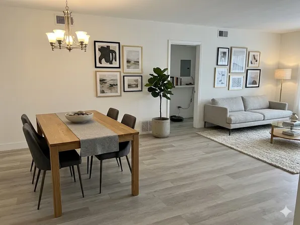 442 S Oakhurst Dr #4, Beverly Hills, CA 90212