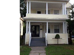 922 Elm St, New Haven, CT 06511