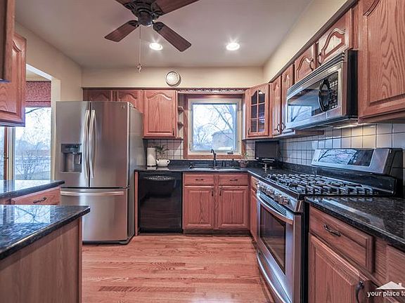 5th image of 207 N Whispering Hills Dr