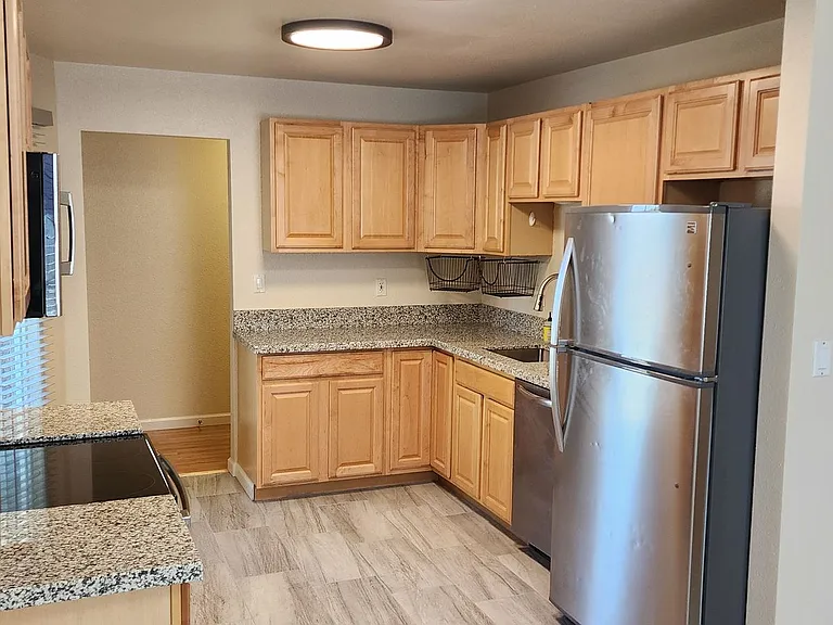 2580 Valmar Pl — Photo 5