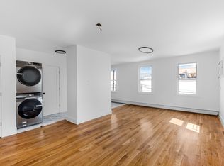 63 Bay 17th St #2, Brooklyn, NY 11214