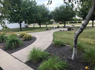 105 Crossing Dr, Normal, IL 61761