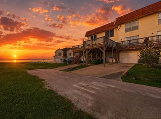 71 Regency Point, Montgomery, TX 77356