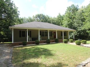 323 Horizon Ln, Hodges, SC 29653