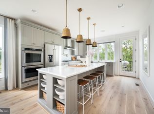 6249 Edsall Rd, Alexandria, VA 22312