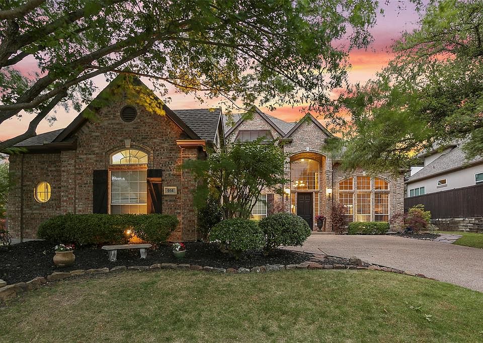 1st image of 914 Hills Creek Dr
