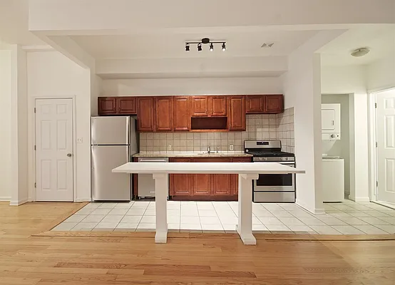 Rented by MNS | media 1