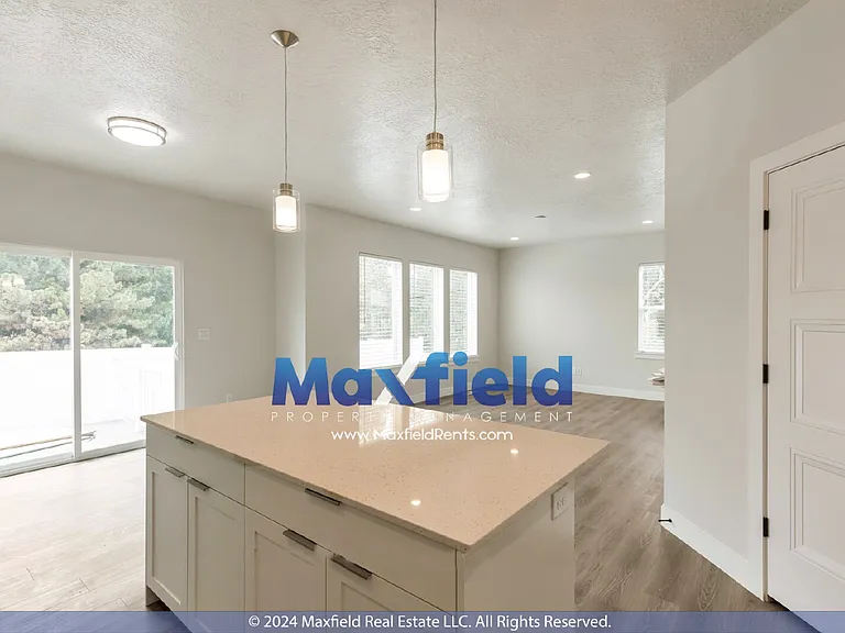 315 N Tidwell St — Photo 16