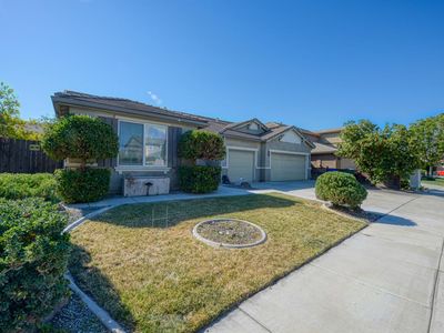 657 Mount Rushmore Dr, Newman, CA, 95360