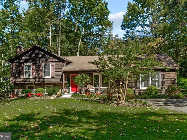 8170 Sinclair Mill Rd, Manassas, VA 20112