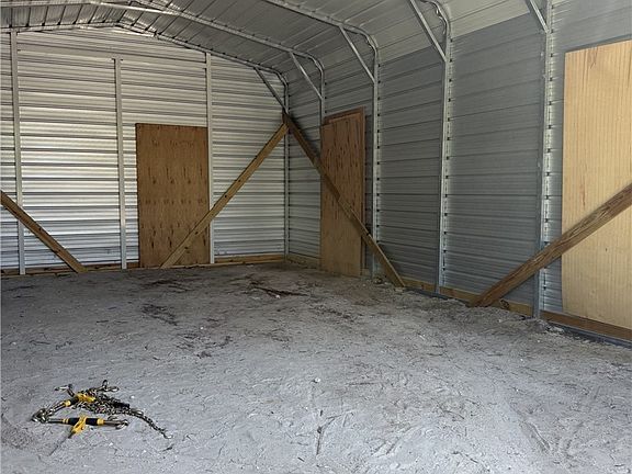 2nd image of 3616 Perkins Ln