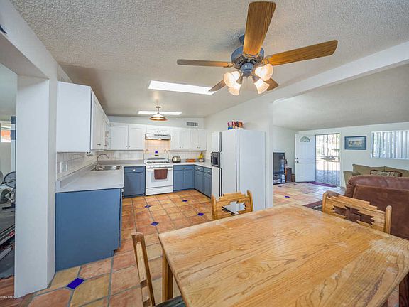 4th image of 4161 N San Patricio Pl