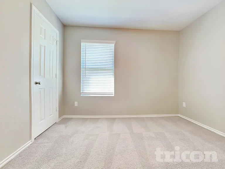 17552 Rosewood Manor Ln — Photo 10
