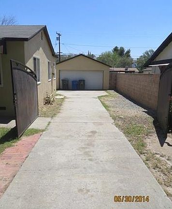 2nd image of 4555 N East St
