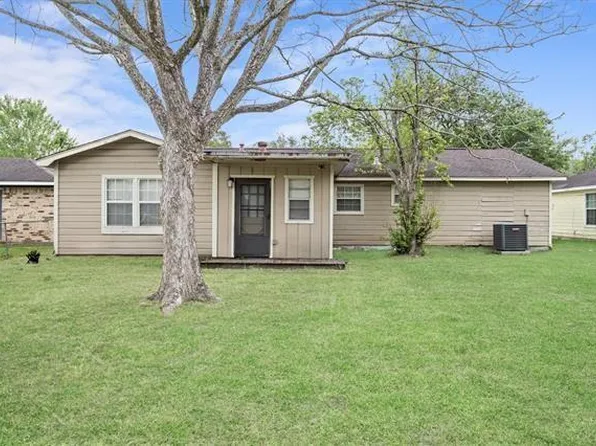 8155 San Diego St, Beaumont, TX 77708
