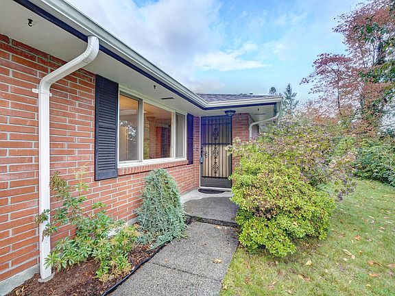 4th image of 605 N Cambrian Ave