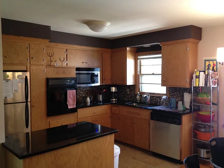 3110 W 48th St — Photo 4