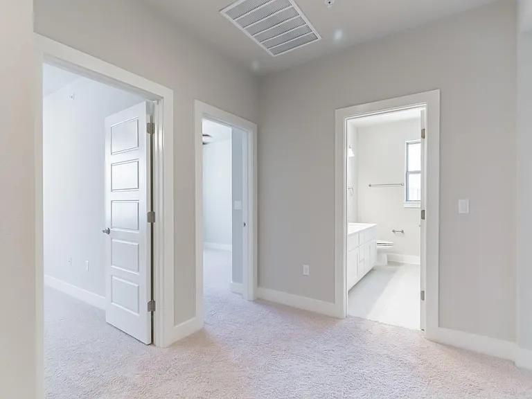 13800 Lyndhurst St #221 — Photo 18