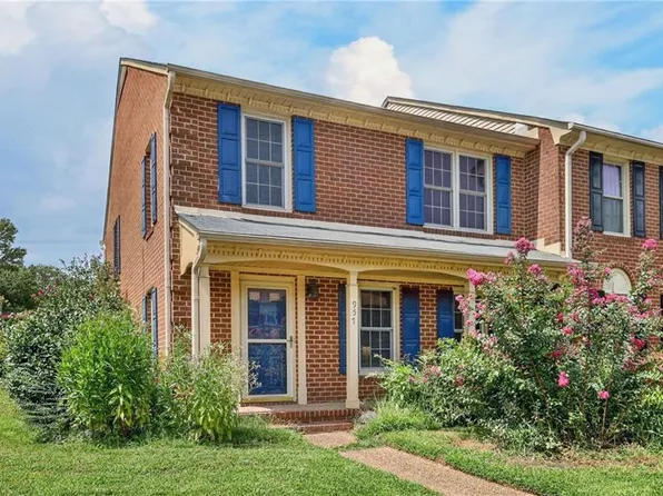 957 Colonial Meadows Way, Virginia Beach, VA 23454