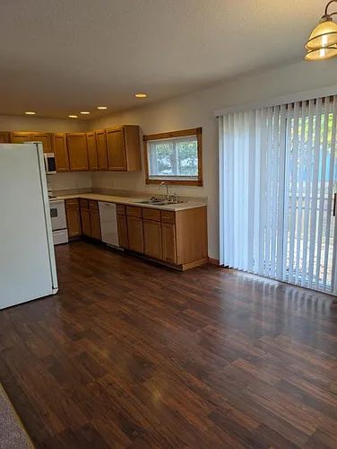 729 Peachtree Pl Photo 1