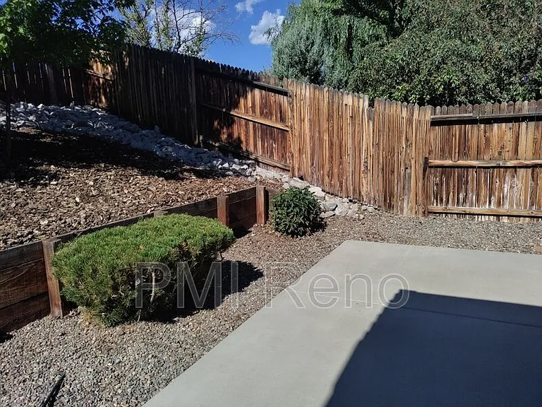 1714 Trek Trl — Photo 23