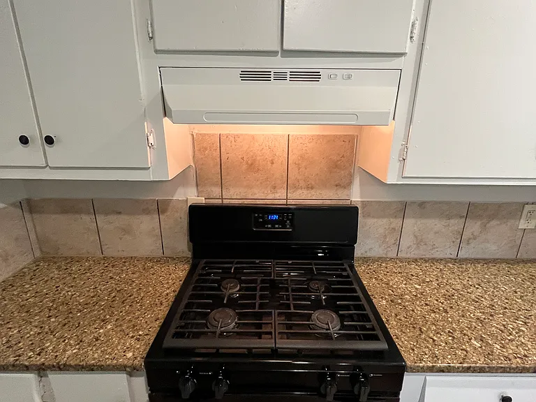 2314 Blyth Dr — Photo 9