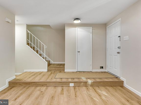 5th image of 5504 Paxford Ct