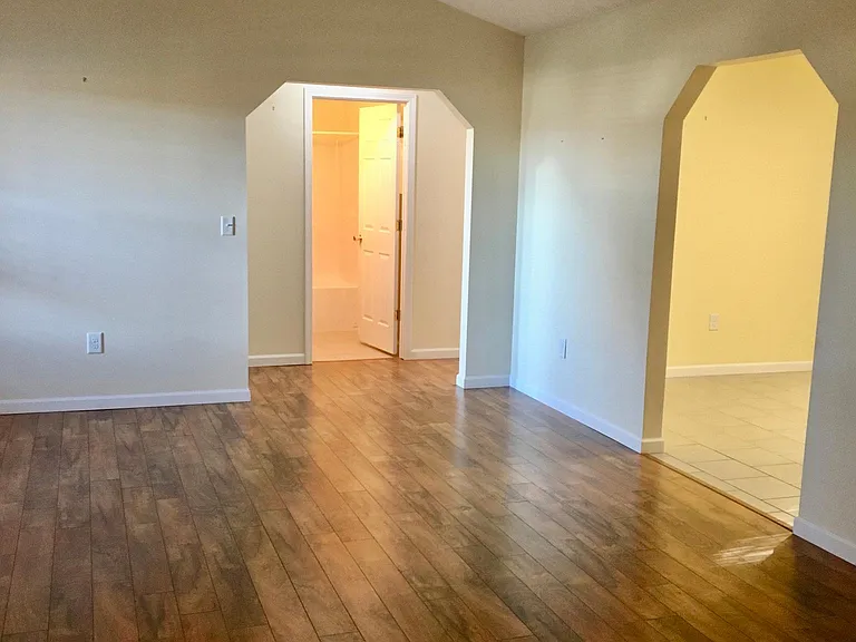 Living/new paint
