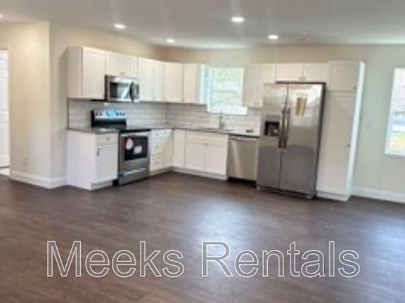 2nd image of 310 68th St SE Unit B