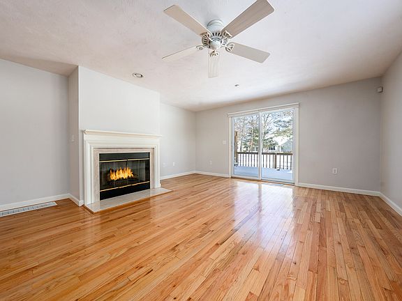 3rd image of 13 Pga Lane