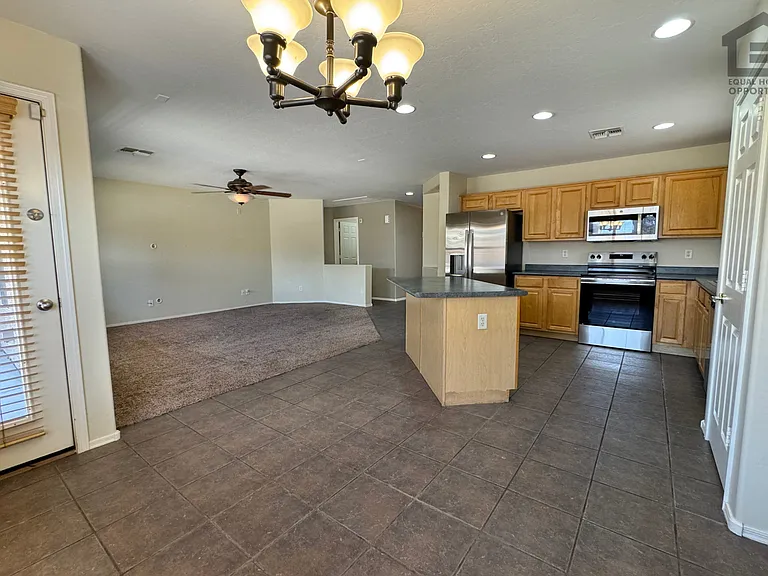 12614 W Avalon Dr — Photo 22