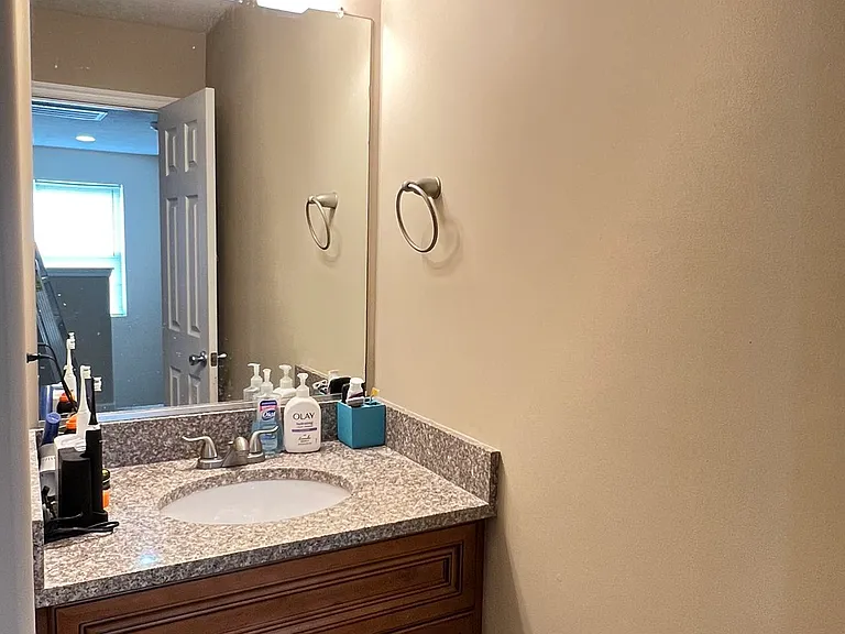 8202 Edwin Dr — Photo 21