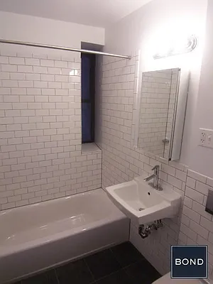 Rented by Bond New York | media 5