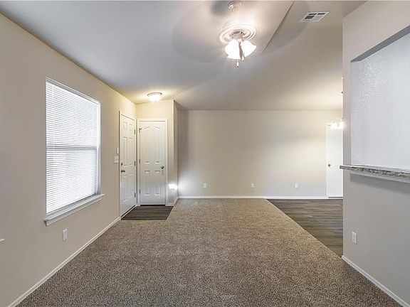 3rd image of 14620 Escalera Dr