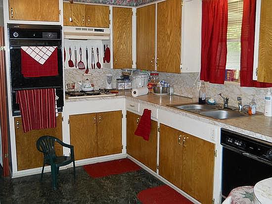 2nd image of 613 Parkway St
