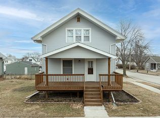 1831 K St SW, Cedar Rapids, IA 52404
