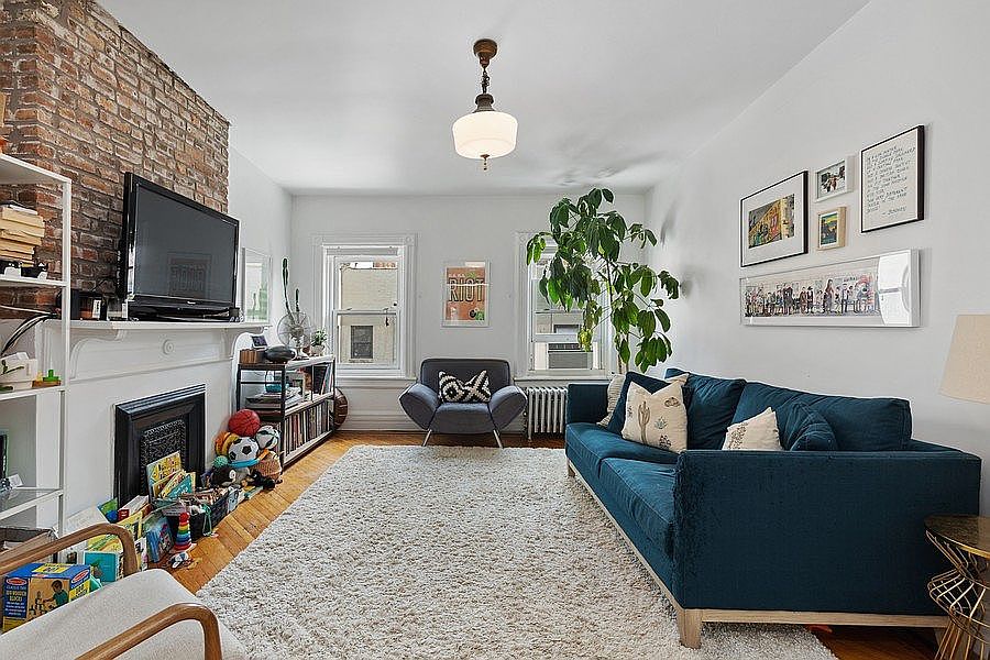 1st image of 77 8th Ave APT 4