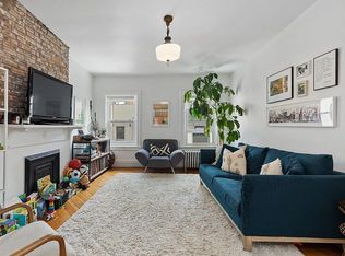 77 8th Ave APT 4, Brooklyn, NY 11215