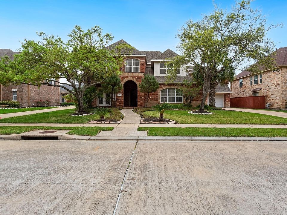 1st image of 5715 Santa Fe Springs Dr